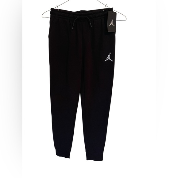 NWT Jordan Boys Black Sweatpants - Picture 1 of 4